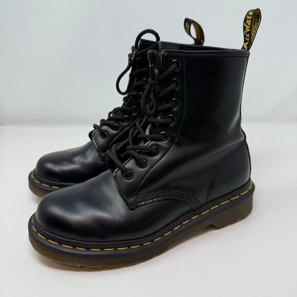 Dr. Martens Shoes - Dr. Martens 1460W Boots Women's 6 Black Smooth Leather Preppy Combat Boots EUC